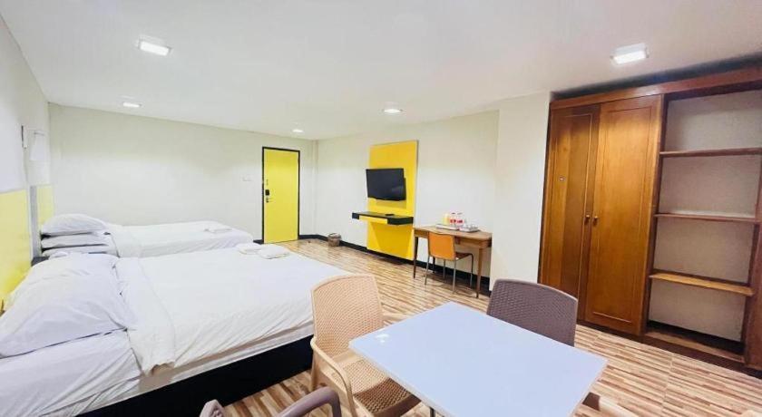 Bintang 2* Balikpapan (Borneo)